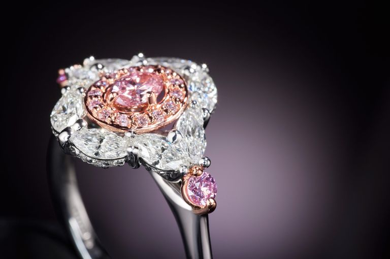 Nina's Jewellery proudly presents Crescendo - an exhibition of Argyle Pink Diamonds™