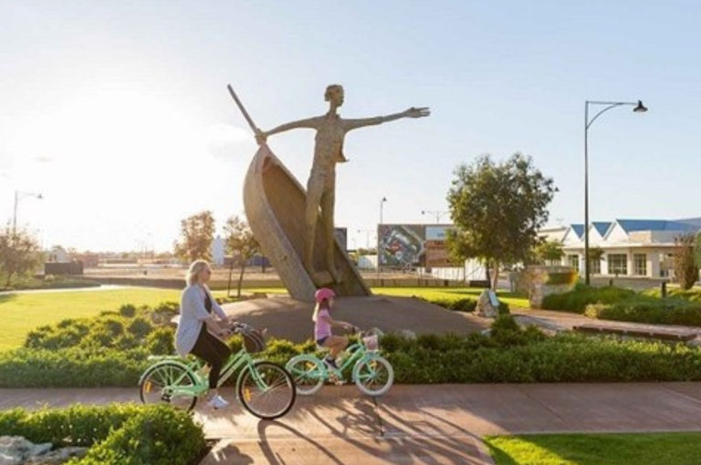 Vasse - Statue of Timothee Vasse