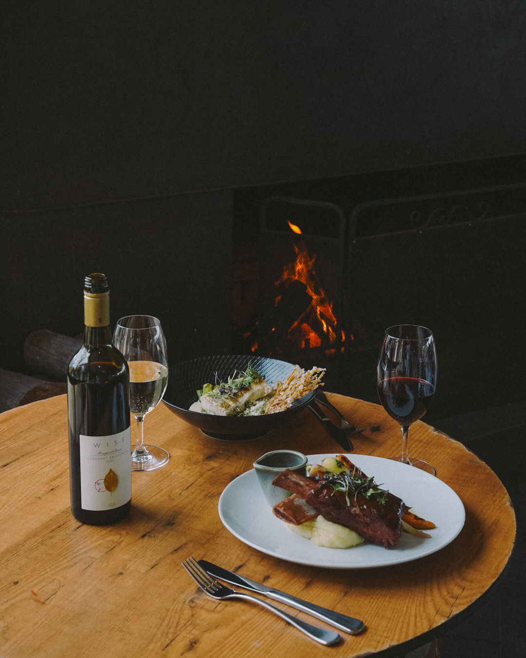 Wise Wine fireplace