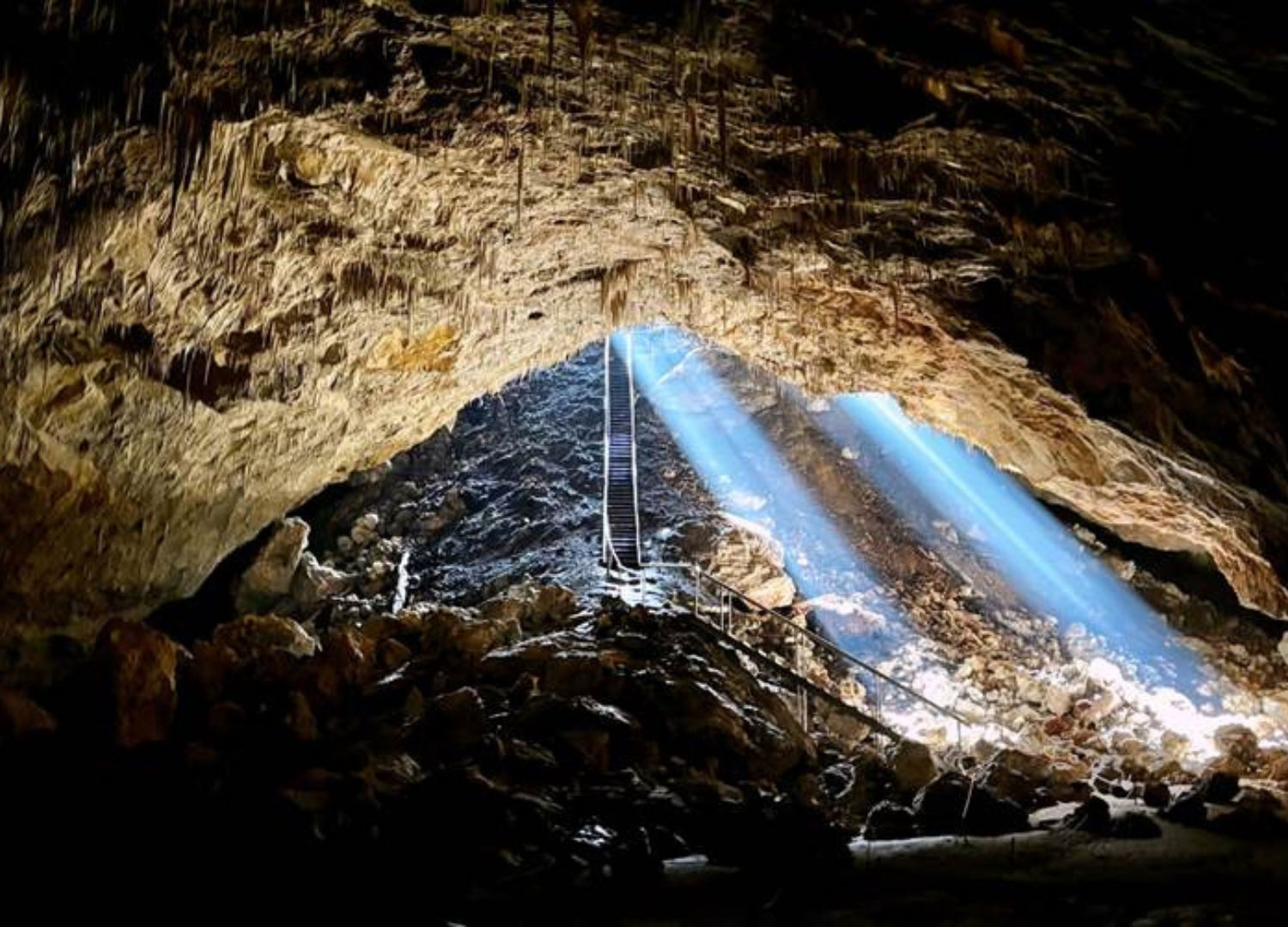 Giants Cave